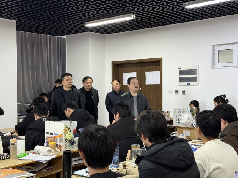 我院开展“材子有约·研路相伴”...