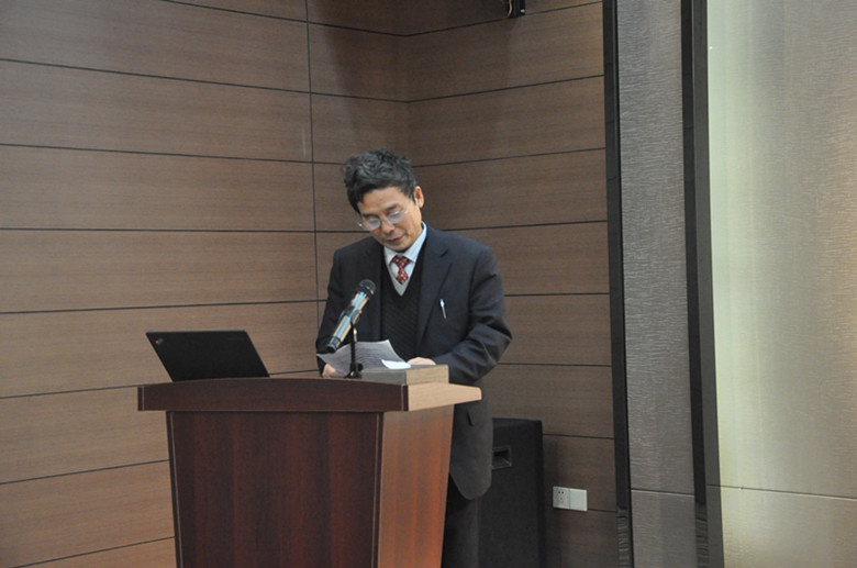 陕西校友分会会长温小郑到场祝贺并致辞